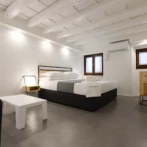 Piano Tre Guest house