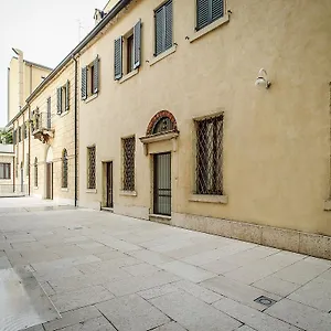 Arena Easy Guest house