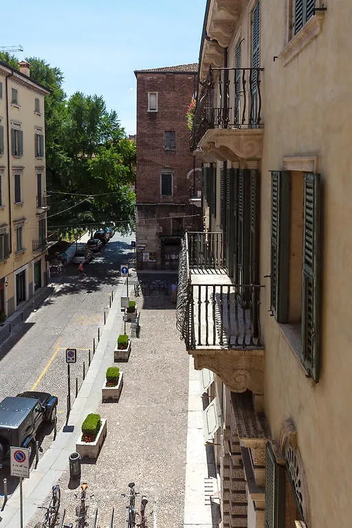 B&B Agli Scaligeri Verona 3*,